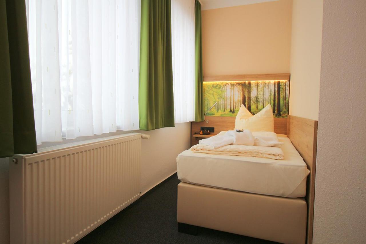 Hotel Harzresidenz Thale Exteriör bild