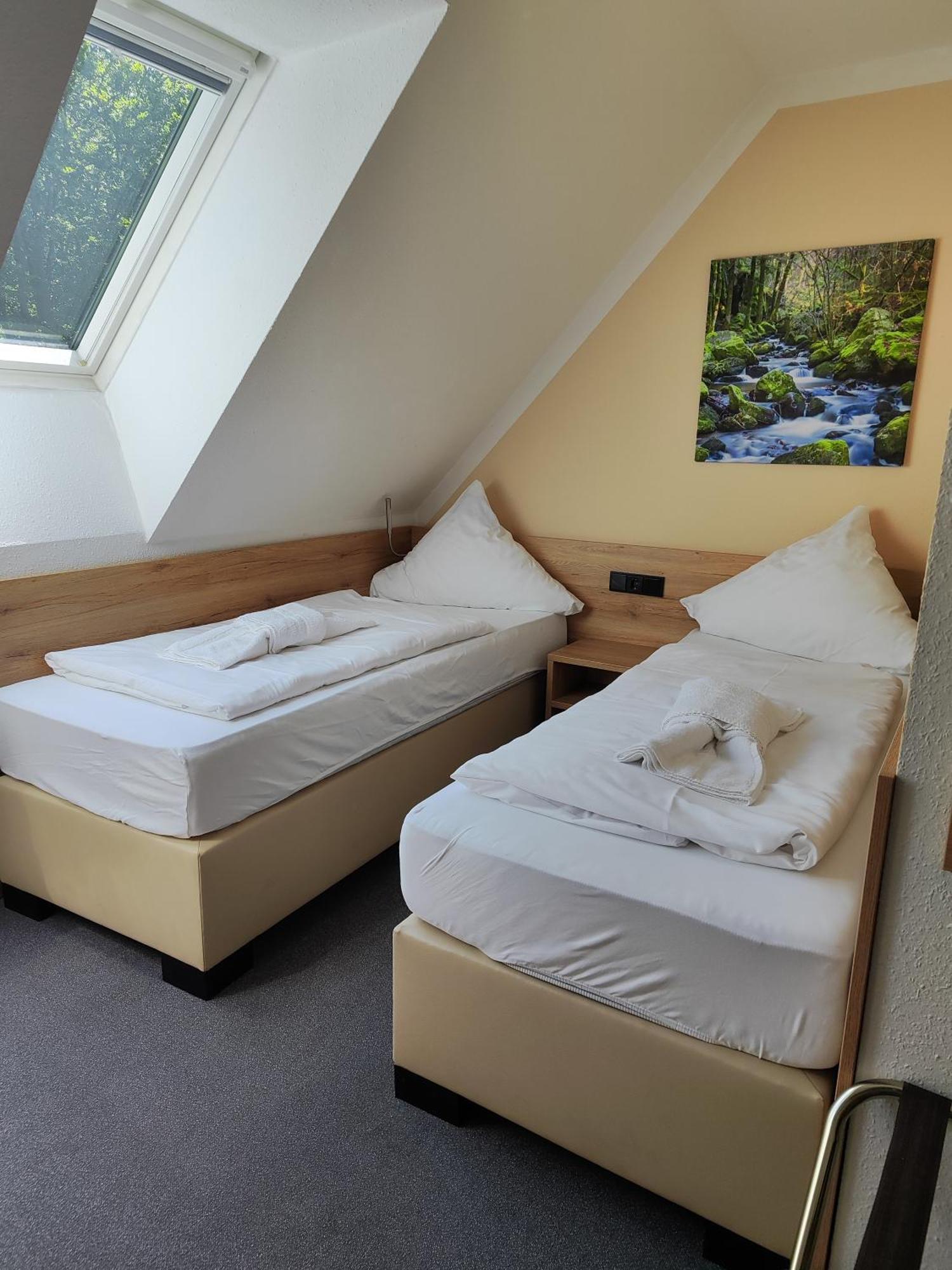 Hotel Harzresidenz Thale Rum bild